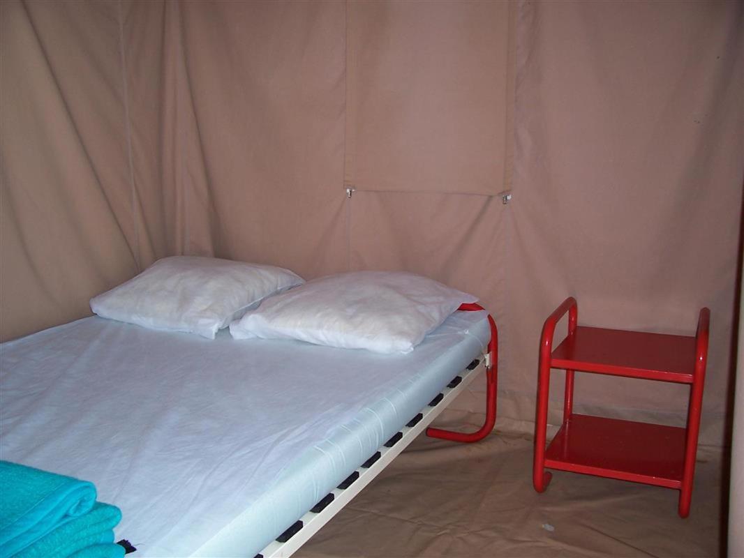 Chauffour-sur-Vell Camping Au Bois Dormant酒店 外观 照片