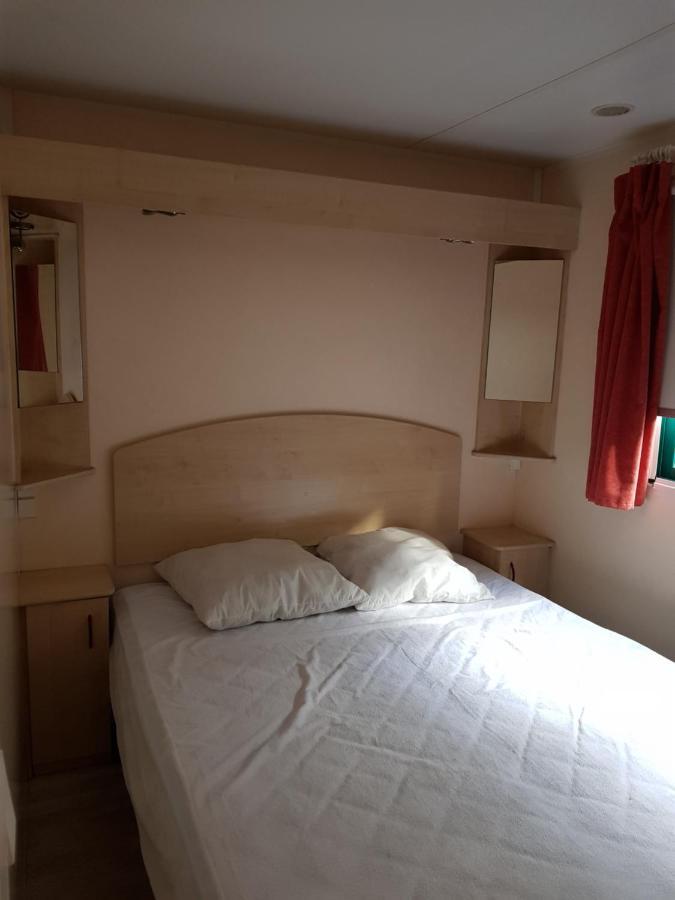 Chauffour-sur-Vell Camping Au Bois Dormant酒店 外观 照片