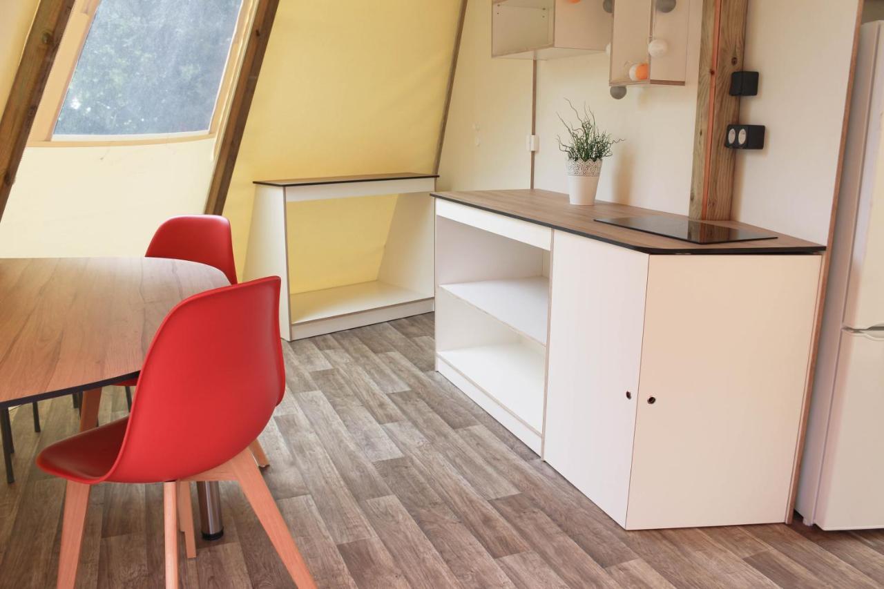 Chauffour-sur-Vell Camping Au Bois Dormant酒店 外观 照片