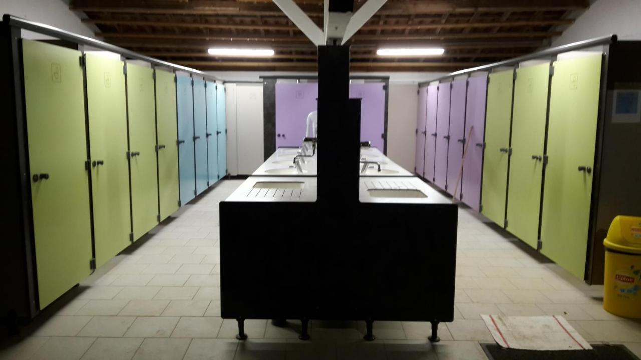 Chauffour-sur-Vell Camping Au Bois Dormant酒店 外观 照片